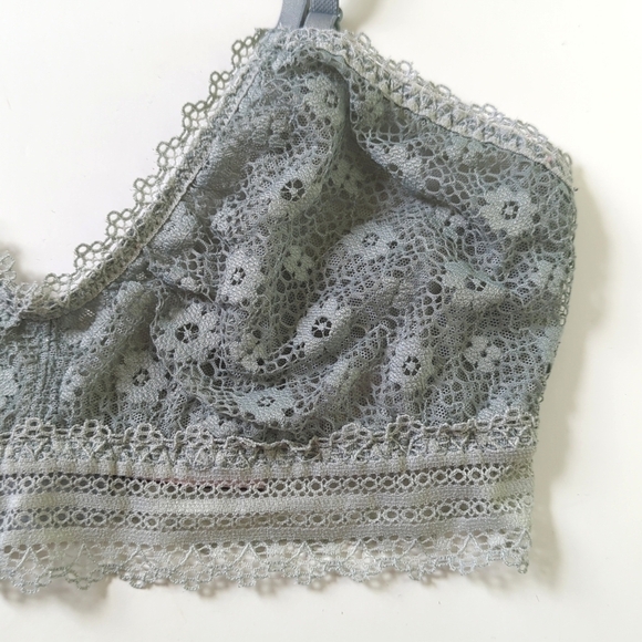 Victoria's Secret Semi Sheer Floral Lace & Mesh Unlined Bralette Dusty Blue S - Picture 5 of 12